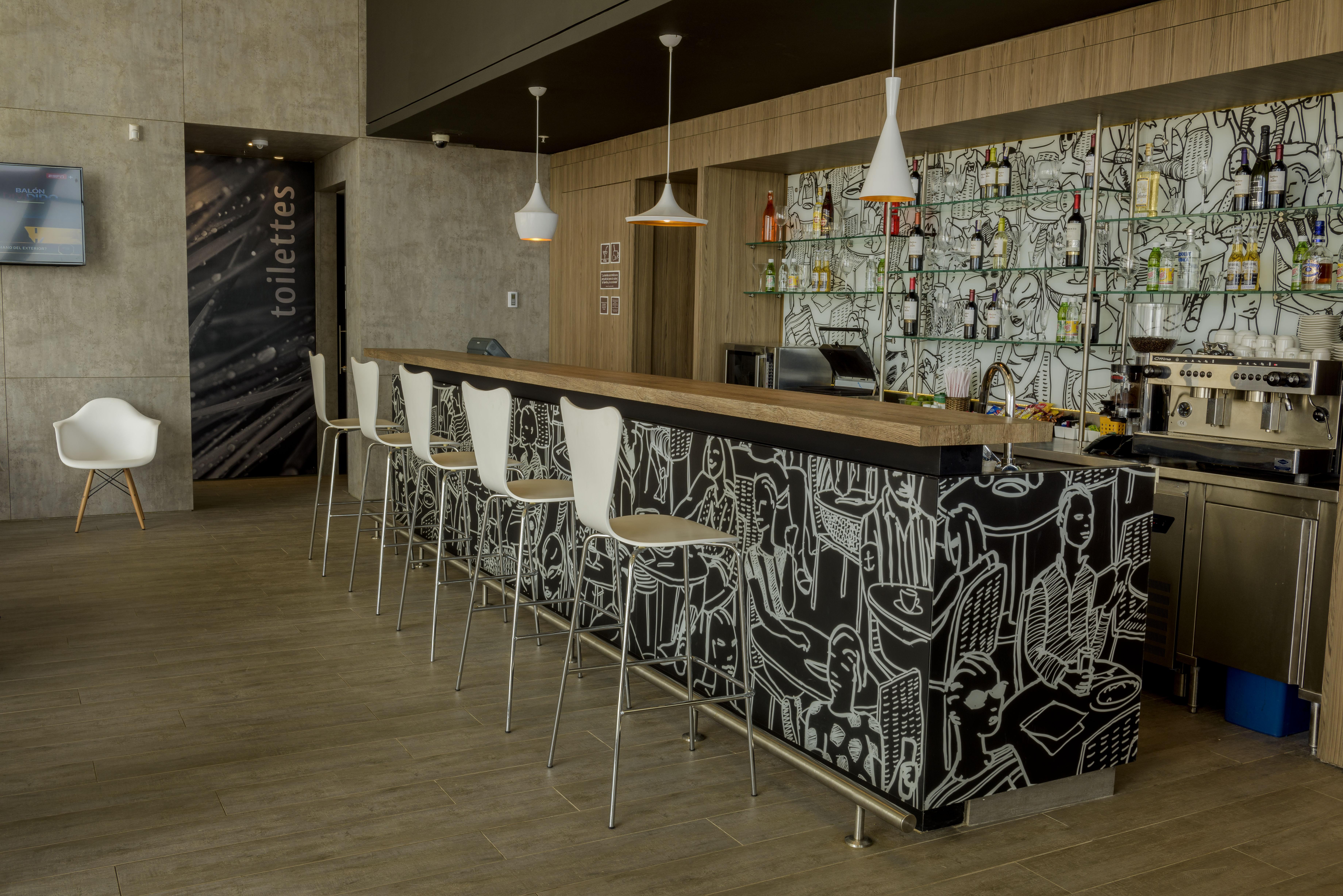 ibis Cartagena Marbella Hotell Exteriör bild